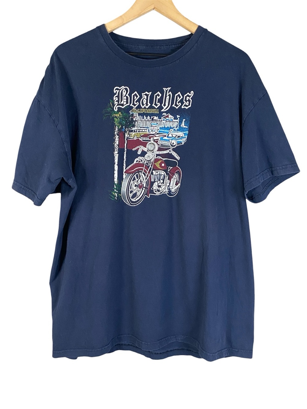 Men’s Graphic Short Sleeve Crewneck ‘Beaches’ T-Shirt in Navy Size XXL